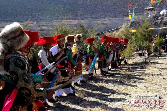 刀赞:藏族尚武精神的遗俗