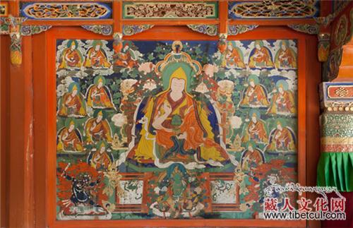藏区寺院壁画上都有什么内容？