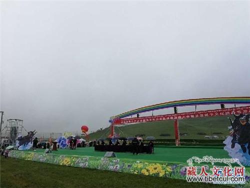 塔秀迎盛会 牦牛产业“顶起”青海贵南新天地