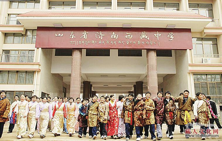 济南西藏中学：打造藏族学生的“第二个家”