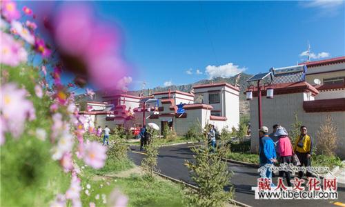 西藏拉萨"德吉藏家"：共享民宿打造旅游扶贫新模式