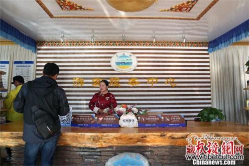 青海湖叫停自然保护区内观光游览及摄影等行为