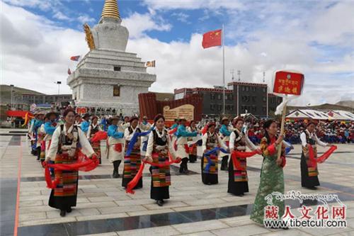 西藏萨迦县第四届八思巴文化旅游节开幕