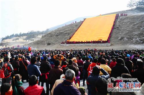 “世界藏学府”甘肃拉卜楞寺举行正月法会瞻佛节