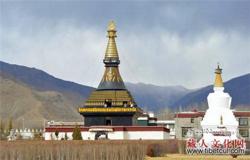 西藏桑耶寺修缮一新 千年古寺焕发勃勃生机