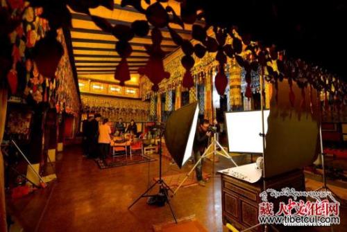 布达拉宫可移动文物普查：精细到每一根丝线组织