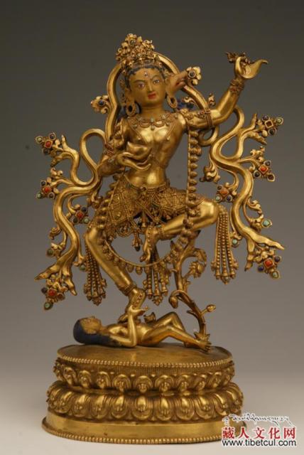 大批西藏文物珍品出藏展览 宣德佛像全球罕见