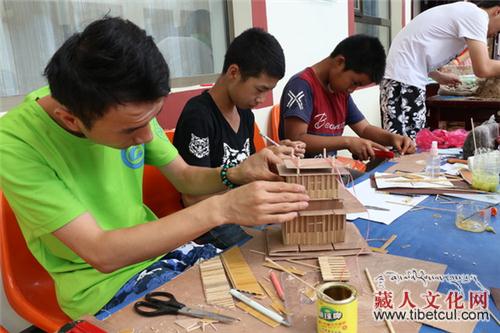 甘肃：民族手工课点亮藏族儿童的文化传承路