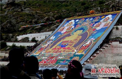 中国西藏：哲蚌寺展佛 拉萨雪顿节启幕