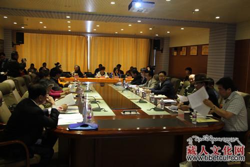 圆光中的《格萨尔》史诗纪录片专家论证会在宁召开