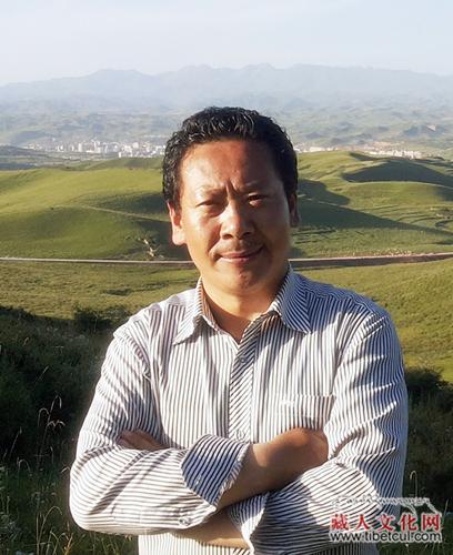 《甘肃日报》百花栏目推出：藏族诗人扎西才让评述