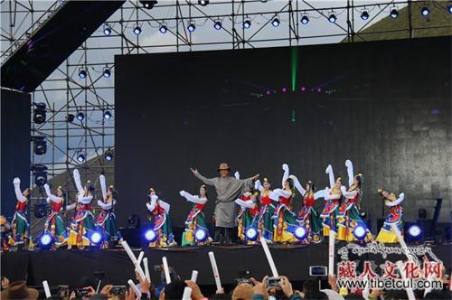 2017四川康定情歌国际音乐节“燃爆”木雅景区