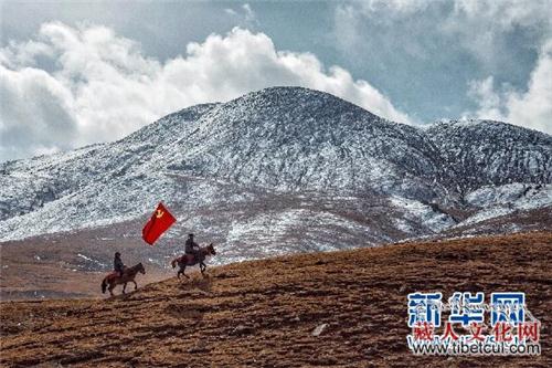 摄影作品《雪域旌旗》被中国美术馆永久性收藏